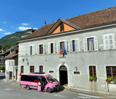 Talloires Mairie rue Theuriet navette Credits MP ROUGE-PULLON